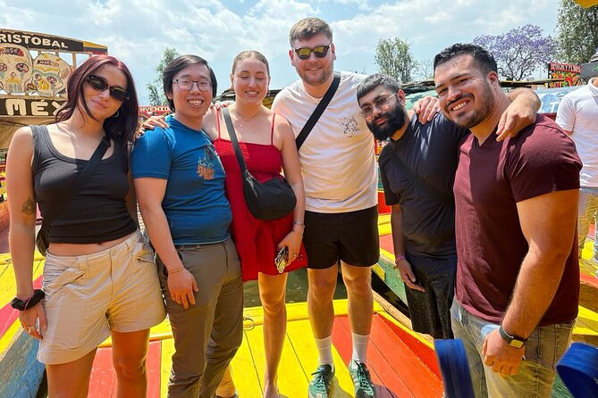 The best walk in Xochimilco - The music area: mariachi, marimba, norteño, and trio vibes