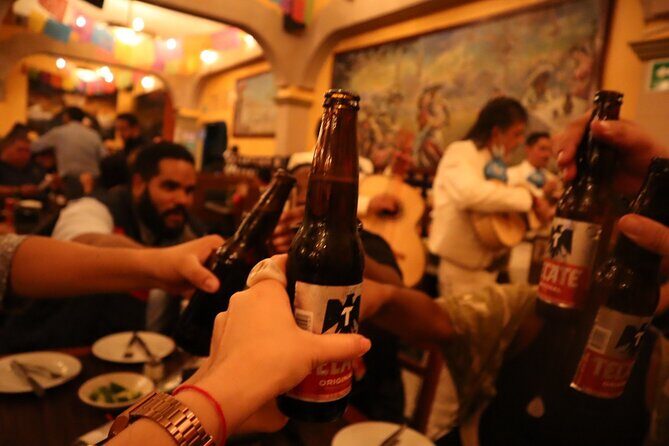 The Mexico City Pub Crawl: A real chilango night - A chilango-night checklist: what this crawl really delivers