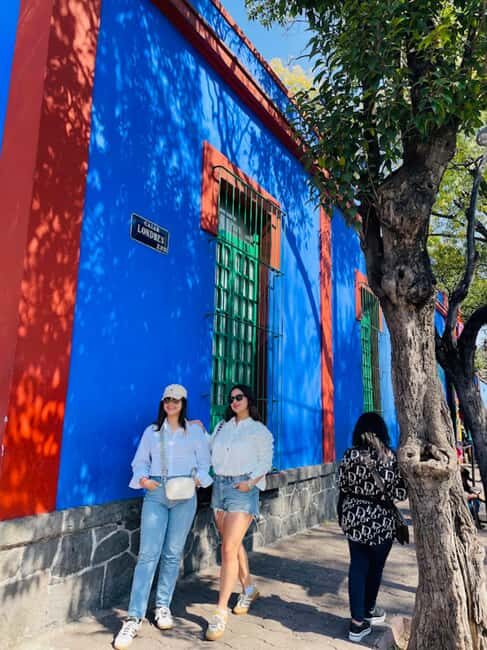 The Steps of Frida: Mexico City - The lunch break: Mexican cuisine, and what you should budget