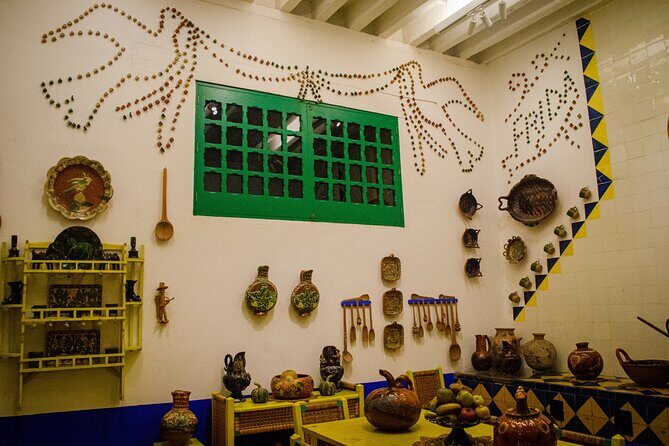 Ticket for the Frida Kahlo Museum - Photography and the $30 MXN photo permit you need