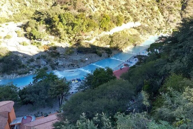 Tolantongo Caves Full Day from Mexico City - Food, snacks, and what to pack for a comfort-first day