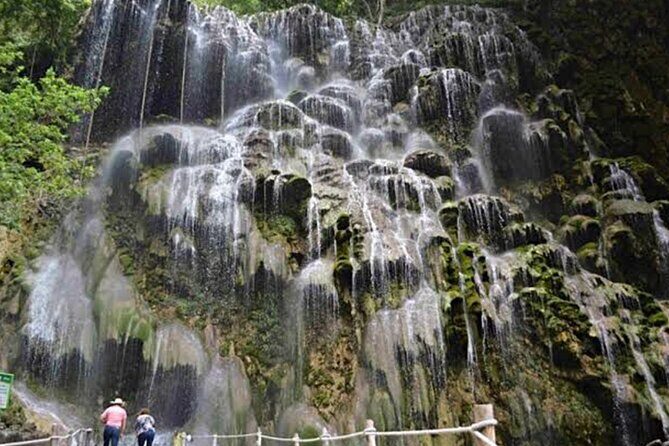 Tolantongo Caves, Grottos and Waterfall Tour from CDMX - What’s included vs. what you’ll still need to pay