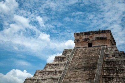 Tour Basilica de Guadalupe and Pyramids of Teotihuacan - Teotihuacan at San Martín de las Pirámides: Climb, Walk, and Make Sense of It