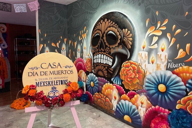 Tour cultural e inmersivo en Casa Dia de Muertos - Where the tour starts in Xochimilco (and how to plan your timing)
