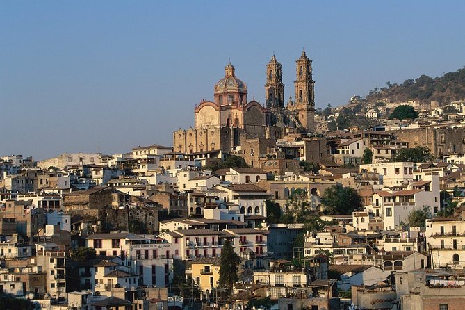 Tour to Taxco and Cuernavaca - Cuernavaca Historic Center: Plaza de la Constitucion and a Cathedral Moment