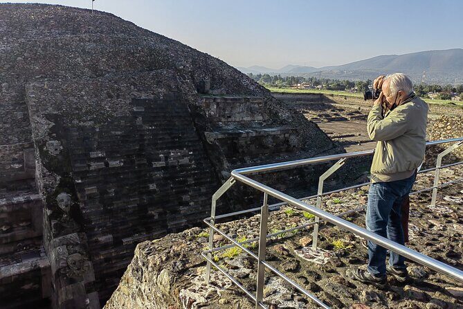 Tour to Teotihuacan from CDMX with entrances included - Palacio de Tetitla and the murals in good condition