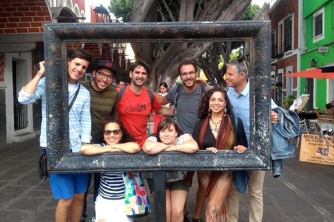Town walking tour of the city - Callejón de los Sapos: folklore you can walk through