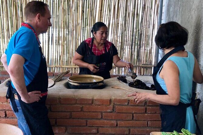 Traditional Cooking Class with Minerva Lopez - What you cook: choosing your mole or corn or tamales track