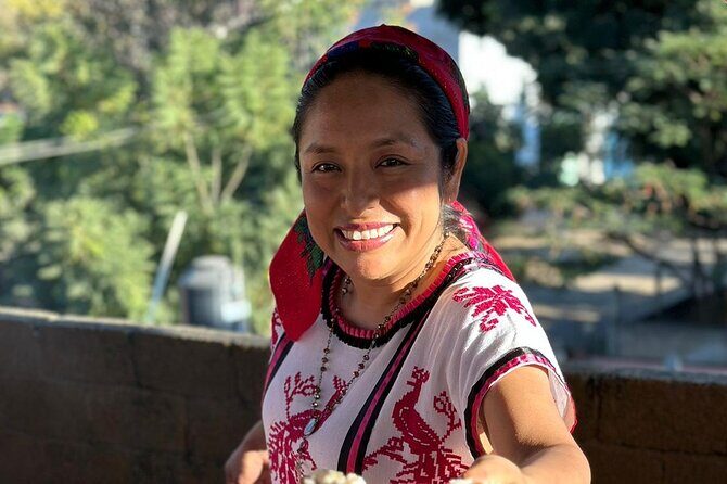 Traditional Oaxaqueña Cooking with Grandma's Recipes - The 3-hour flow: how your hands get involved