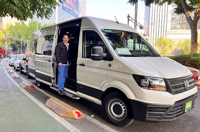 Transfer Airport - Hotel or vice versa - Zone Options: Downtown, Polanco/Napoles, or Santa Fe Routing