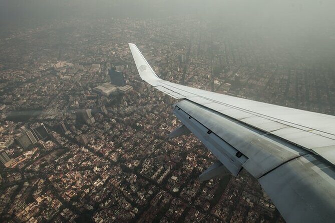 Transfer & assistance one-way from/to Mexico City Airport/hotel - Where the driver meets you: lobby signs, post-customs reality, and quick fixes
