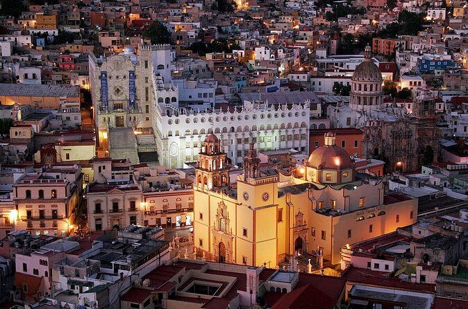 Transfer between Leon BJX Airport and Guanajuato City - The Real Value: A Smooth Start Between BJX and Guanajuato