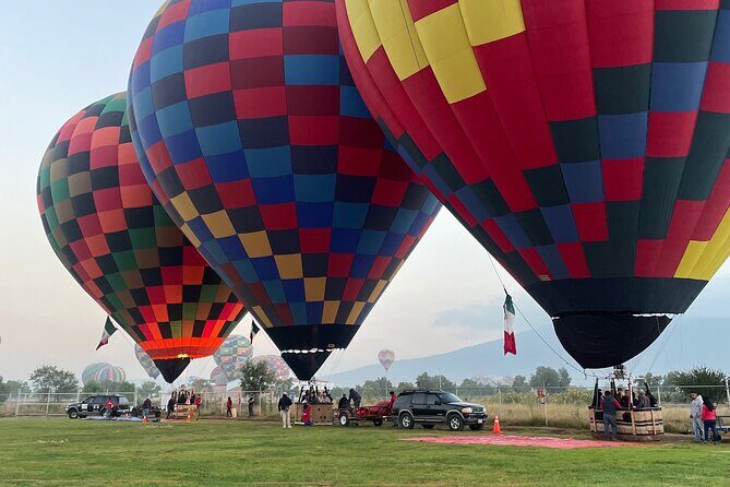 Transportation and Hot Air Balloon Flight Teotihuacán - Key highlights you’ll notice right away