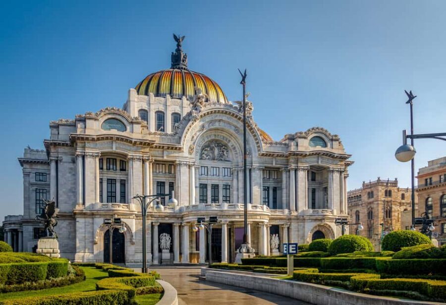 Treasures of Mexico City: Palaces and Museums - Stop 1: National Art Museum (MUNAL) and how Mexican art changes over time
