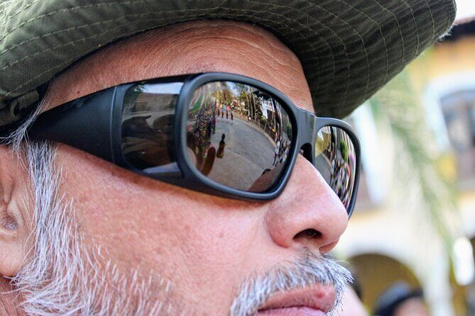 Trip Photography in Mexico City (private photoshoot) - Alameda Central: Softer Moments in the Middle of the City