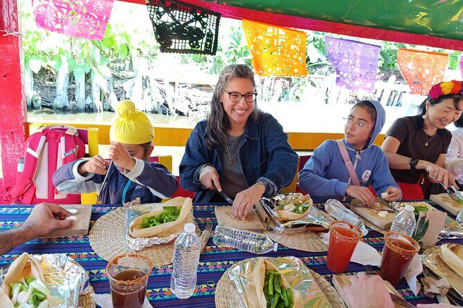 Uncover The Heart of México in Xochimilco - Practical Notes: Timing, Weather, and What to Bring