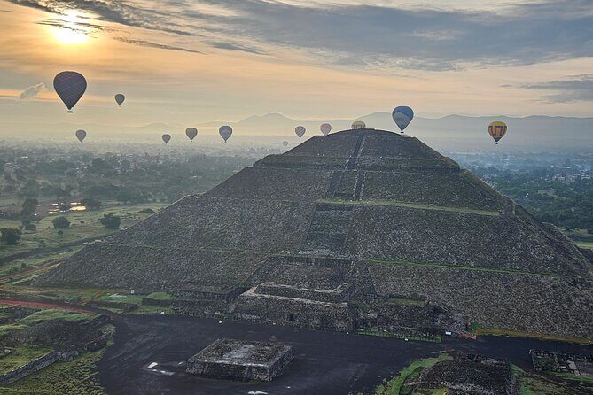 Unforgettable Hot Air Balloon Ride Over the City of the Gods - Sunrise over Teotihuacan: why this balloon ride feels different