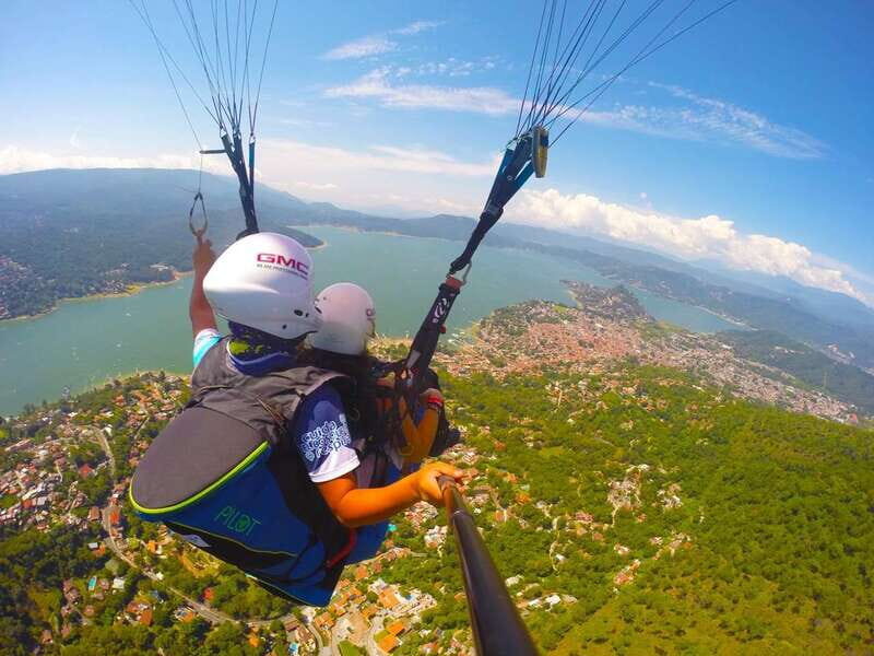 Valle de Bravo: Paragliding flight - Meeting Rio Adventure and Getting to Monte Alto