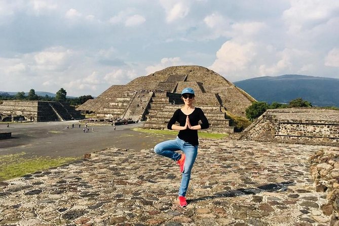 VIP Experience in Teotihuacán (The cheapest price for private tour) - Your guide experience: English or Spanish, with one key warning
