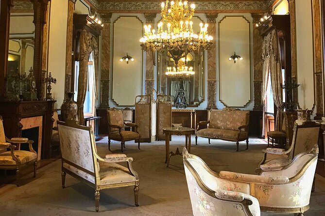 Visit the Imperial Castle in Chapultepec - Panoramic city views: when to take your photos