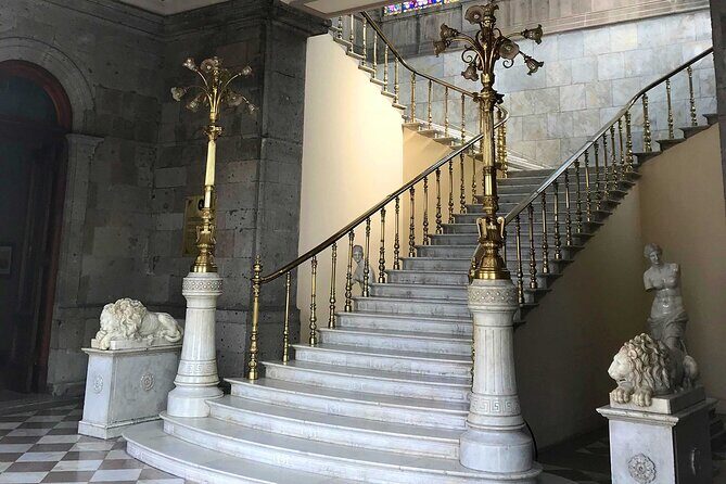 Visit the Imperial Castle in Chapultepec - Price and value: $60 that makes sense