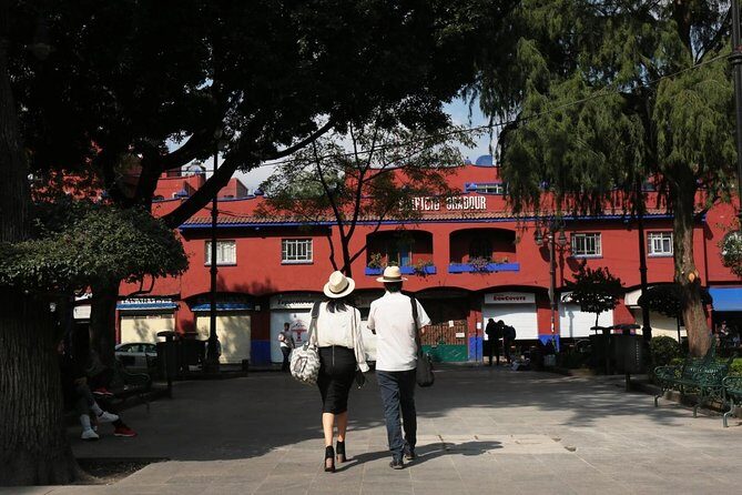 Visit to Xochimilco, Coyoacán and Ciudad Universitaria - Key things to know before you go