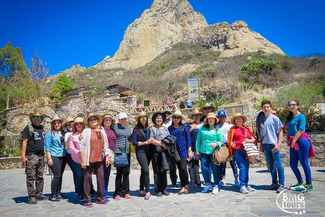 Wine Route tour starting from Querétaro - Peña de Bernal and La Peña: color, crafts, and a big attraction nearby