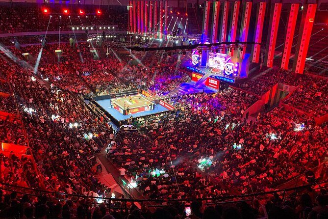 Wrestling + Tacos and Mezcal the best Experience - Taco tasting before the fights: al pastor, suadero, and real decisions