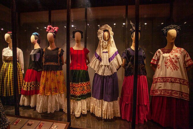 Xochimilco and Coyoacan and Frida Kahlo Museum optional - What to eat and bring: since lunch isn’t included