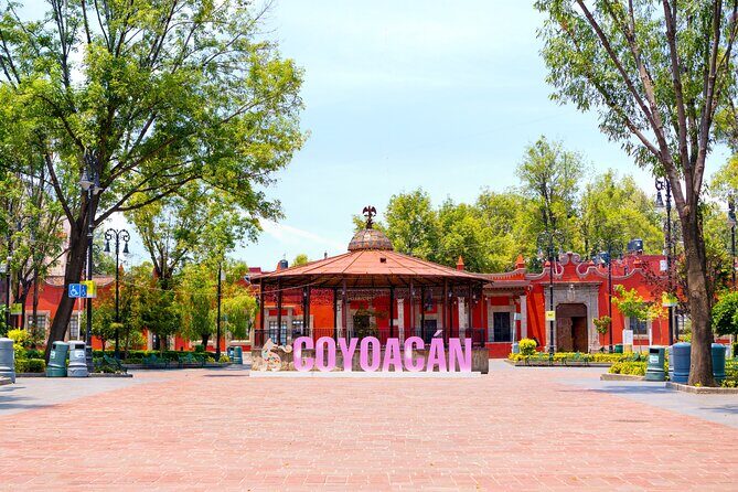 Xochimilco and Coyoacan and Frida Kahlo Museum optional - The Frida Kahlo Museum option: when to add it, and when to skip