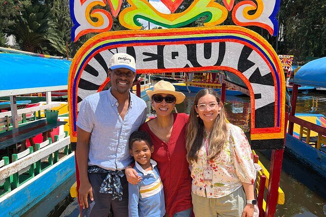 Xochimilco Boat Ride with Kids - Timing, group size, and language: what it means for your day