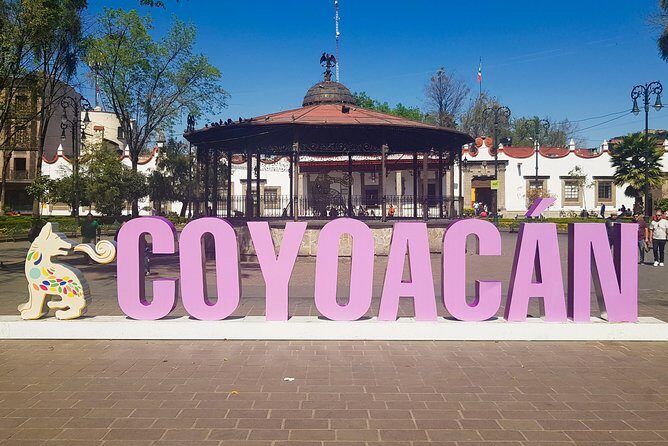 Xochimilco, Coyoacan, Aztec Stadium & UNAM - The Guides Matter: Why Names Like Dante, Juan, and Melissa Keep Showing Up