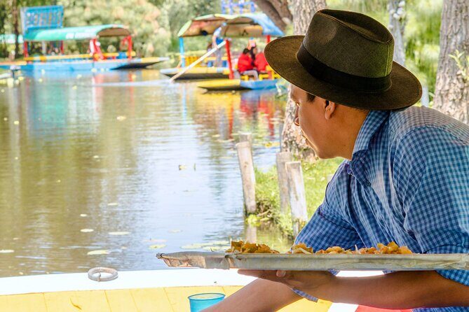 Xochimilco Magic: Culture, Canals & Mezcal, 3hr boat adventure! - Chinampa ONKALI: fresh-cooked meal and a local-family feel