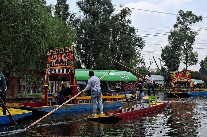 Xochimilco without Traps for Tourists BS"D - Timing and traffic: best time to go (and why)