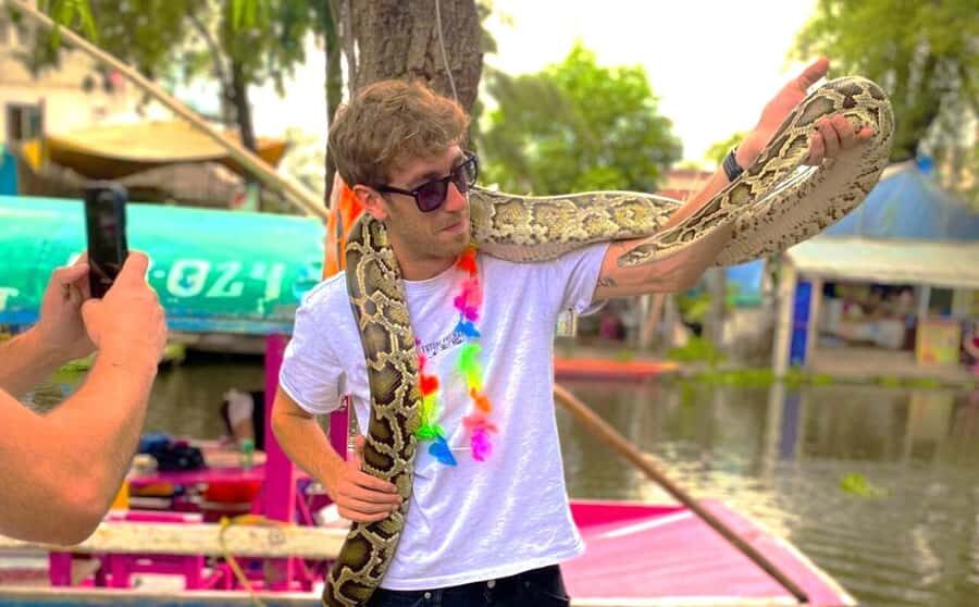 Xochimilco's Wild Side: Mezcal, Insects & Culture - Why this Xochimilco mezcal-and-insects tour feels like a true CDMX night out