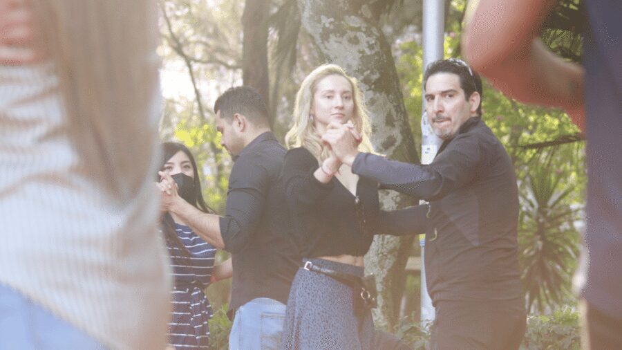 Zero to salsa for beginners - The Social Side: Partner Switching and a Welcoming Crowd
