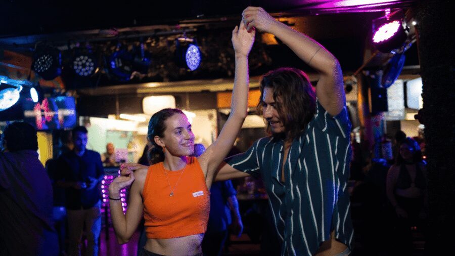 Zero to salsa for beginners - How the Lesson Works: Basics, Counts, and Confidence